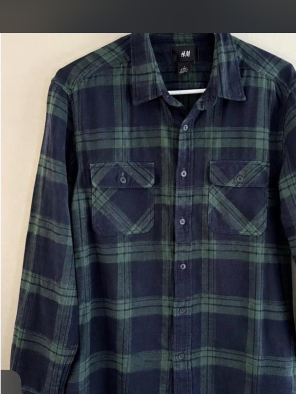 H&M Men's Dark Blue & Green Plaid Button-Down Shirt